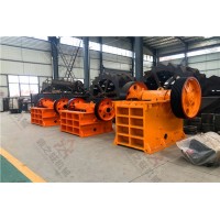 河南顎式粉碎機(jī)設(shè)備結(jié)構(gòu)