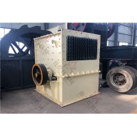 石英石箱式破碎機(jī)作業(yè)原理